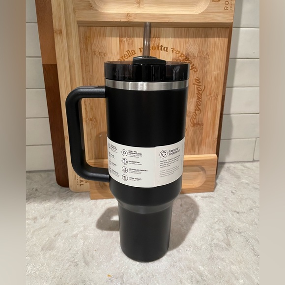 STANLEY ADVENTURE QUENCHER TUMBLER | 40 OZ l Black | - Picture 2 of 7